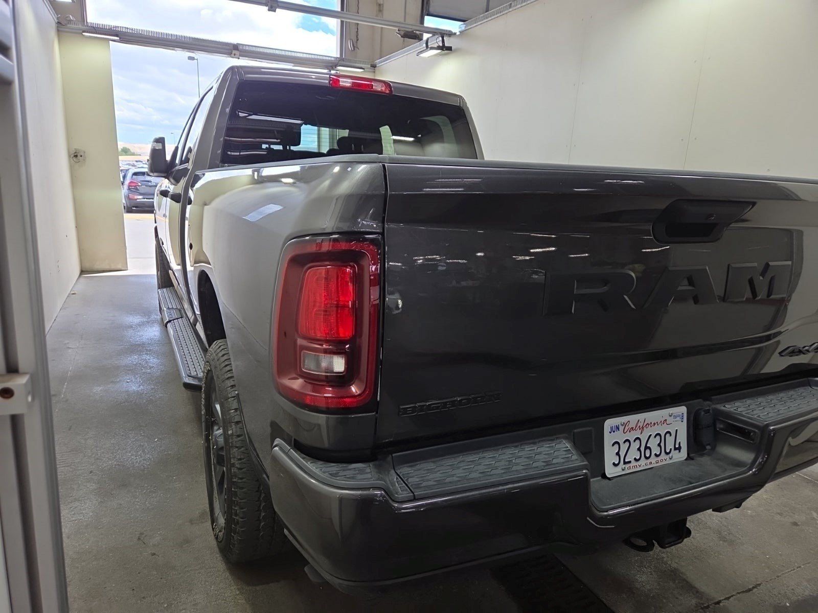 Used 2025 RAM 2500 Big Horn AWD/4WD image 4
