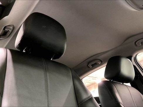 Used 2016 Chevrolet Impala LT w/ Convenience Package FWD image 22