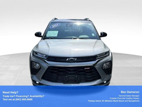 Used 2023 Chevrolet TrailBlazer RS AWD/4WD image 2