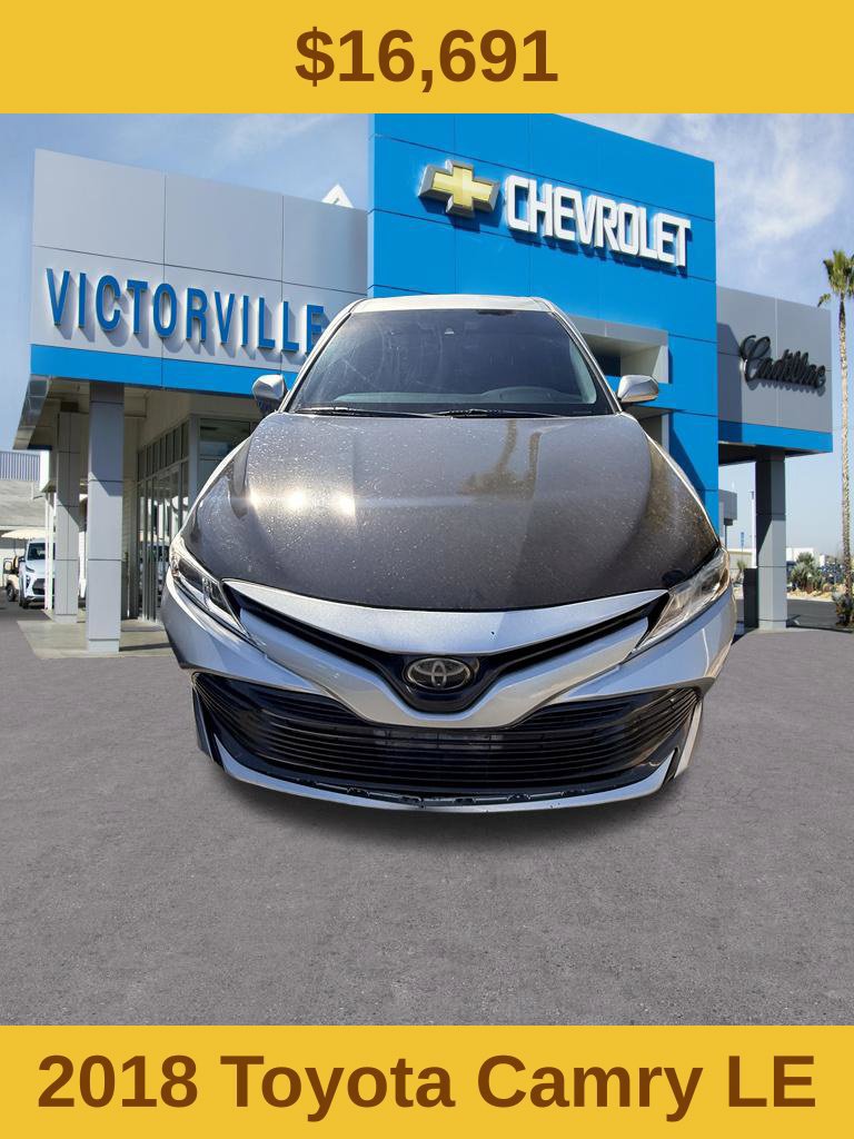 Used 2018 Toyota Camry LE FWD image 2