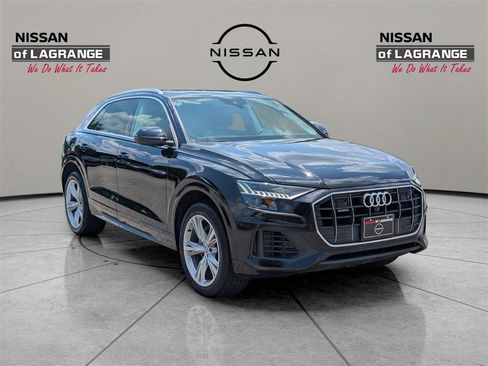 Used 2019 Audi Q8 Prestige w/ Cold Weather Package image 3