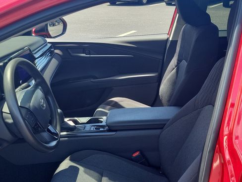 Certified 2025 Toyota Camry LE FWD image 21