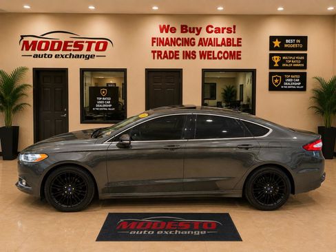 Used 2015 Ford Fusion SE w/ Equipment Group 202A FWD image 6