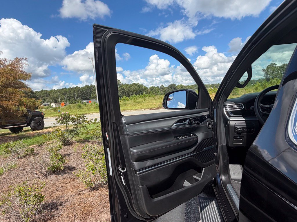 Used 2023 Jeep Grand Wagoneer 4WD w/ Rear Seat Video Group 1 image 53
