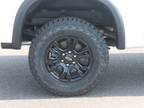 New 2026 Chevrolet Silverado 1500 ZR2 AWD/4WD image 14