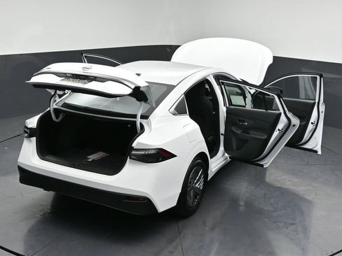 New 2026 Nissan Sentra S w/ Floor Mat Package image 32