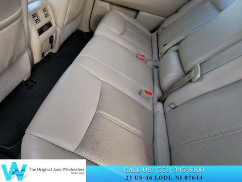 Used 2017 Nissan Pathfinder Platinum w/ Family Entertainment Package image 18