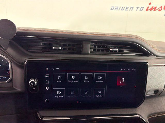 Used 2023 GMC Sierra 1500 AT4 w/ Technology Package AWD/4WD image 26