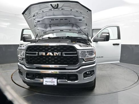 Used 2023 RAM 2500 Big Horn w/ Level 1 Equipment Group AWD/4WD image 32