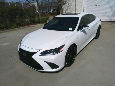 Used 2022 Lexus ES 300h F Sport w/ Accessory Package 2 image 6