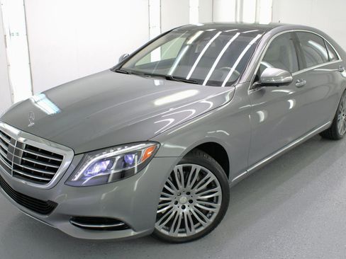 Used 2015 Mercedes-Benz S 550 Sedan image 2