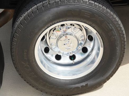 Used 2025 RAM 3500 Longhorn AWD/4WD image 11