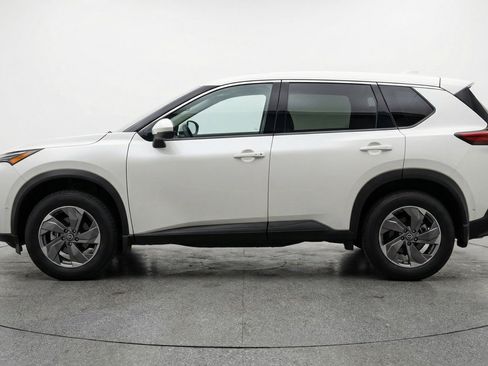 Used 2025 Nissan Rogue SV AWD/4WD image 5