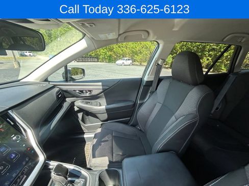 Used 2023 Subaru Outback Premium AWD/4WD image 21