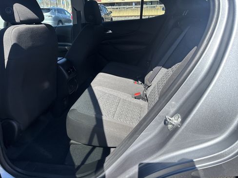 Used 2024 Chevrolet Equinox LT image 13