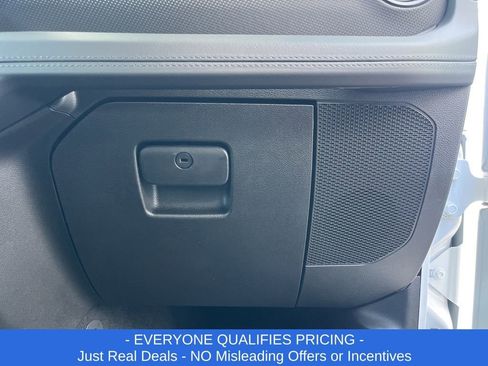 New 2025 Jeep Gladiator Rubicon w/ Convenience Group image 21