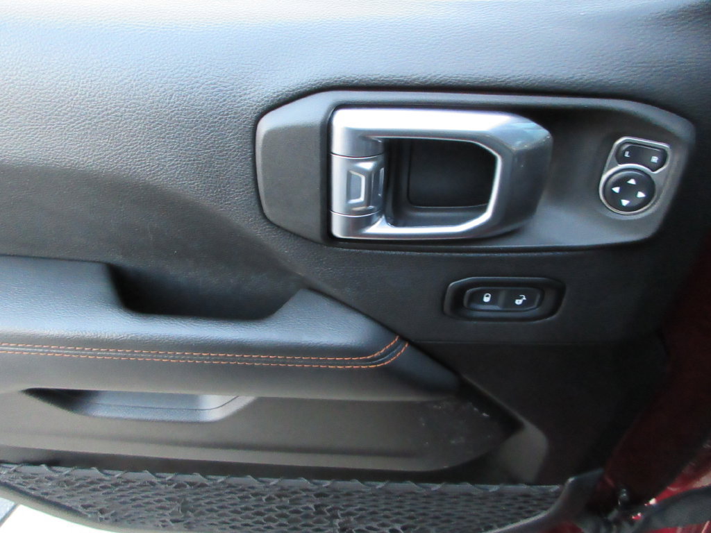 Used 2021 Jeep Gladiator Mojave AWD/4WD image 24