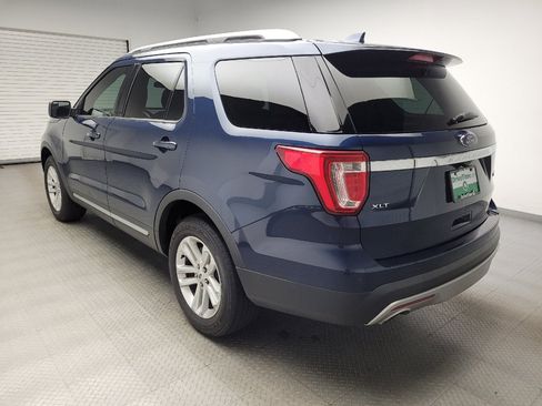 Used 2017 Ford Explorer XLT FWD image 5