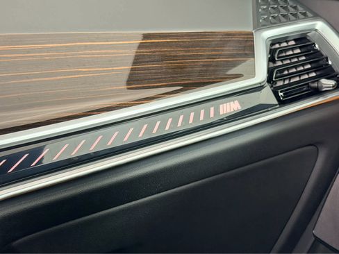 New 2026 BMW X5 M60i image 18