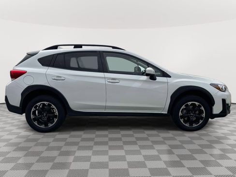 Used 2023 Subaru Crosstrek 2.0i Premium AWD/4WD image 9