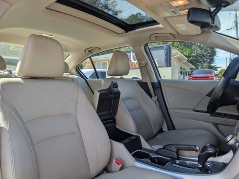 Used 2014 Honda Accord EX-L image 39