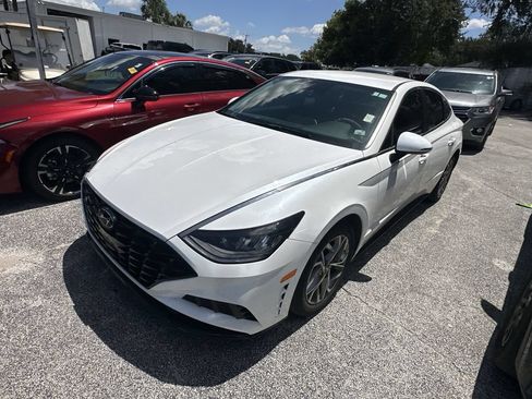 Used 2022 Hyundai Sonata SEL w/ Preferred Accessory Package FWD image 6