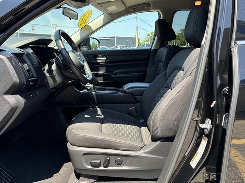 Used 2022 Nissan Pathfinder SV FWD image 21
