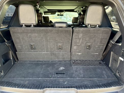 Used 2019 Ford Expedition Limited image 24