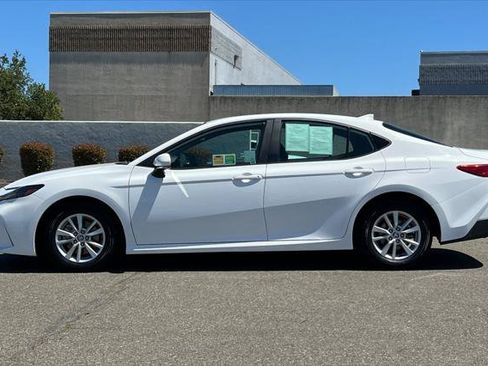 Certified 2025 Toyota Camry LE FWD image 9