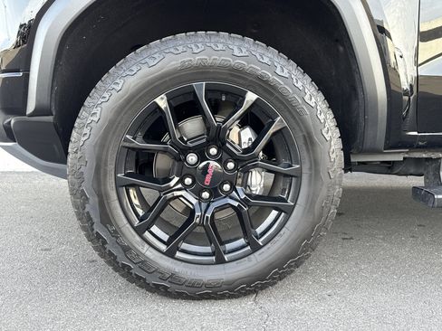 Used 2024 GMC Canyon Denali w/ LPO, Denali Black Edition image 5