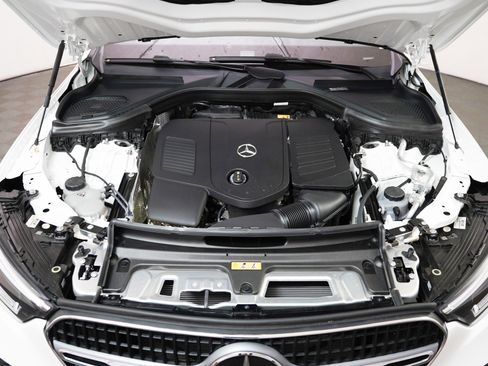 Certified 2026 Mercedes-Benz GLC 300 4MATIC image 3