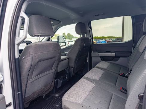 Used 2023 Ford F250 XLT AWD/4WD image 9