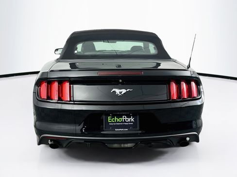 Used 2017 Ford Mustang Premium RWD image 7