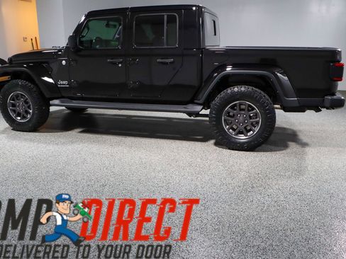 Used 2021 Jeep Gladiator Overland w/ Popular Equipment Package image 11