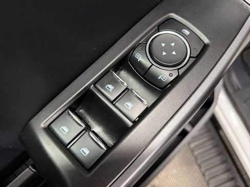 Certified 2025 Ford F250 XLT image 17