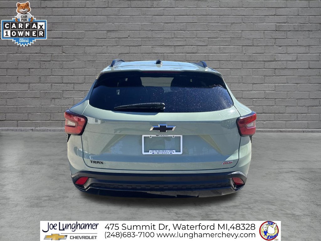 Used 2024 Chevrolet Trax RS w/ Driver Confidence Package FWD image 4