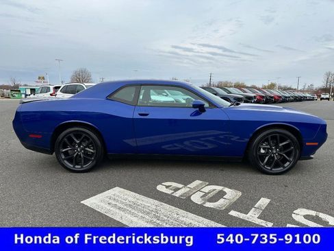 Used 2021 Dodge Challenger SXT w/ Blacktop Package image 7