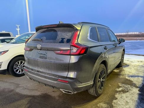 Used 2025 Honda CR-V Sport image 2