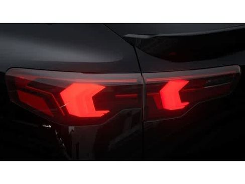 New 2026 BMW X2 xDrive28i w/ M Sport Package image 8