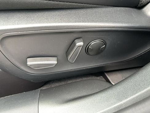 New 2025 Ford Escape SE FWD image 12