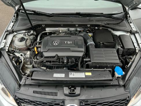 Used 2017 Volkswagen Golf Alltrack SE image 34