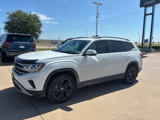 Used 2023 Volkswagen Atlas SE w/ Panoramic Sunroof Package FWD video 1
