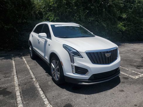 Used 2024 Cadillac XT5 Premium Luxury FWD image 7