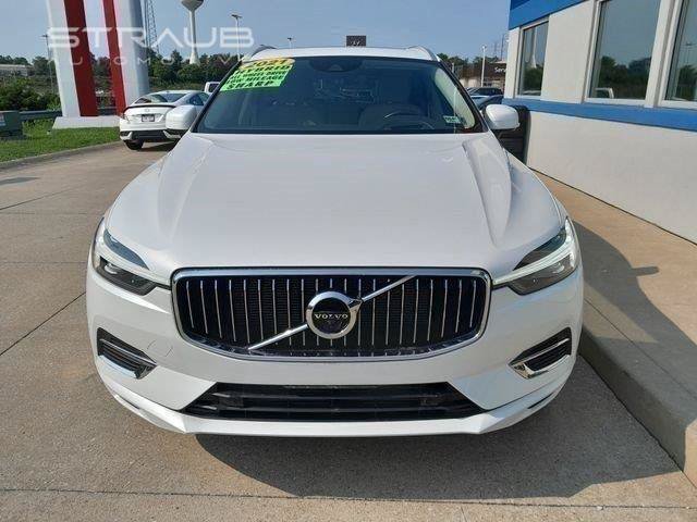 Used 2021 Volvo XC60 T8 Inscription w/ Advanced Package AWD/4WD image 4