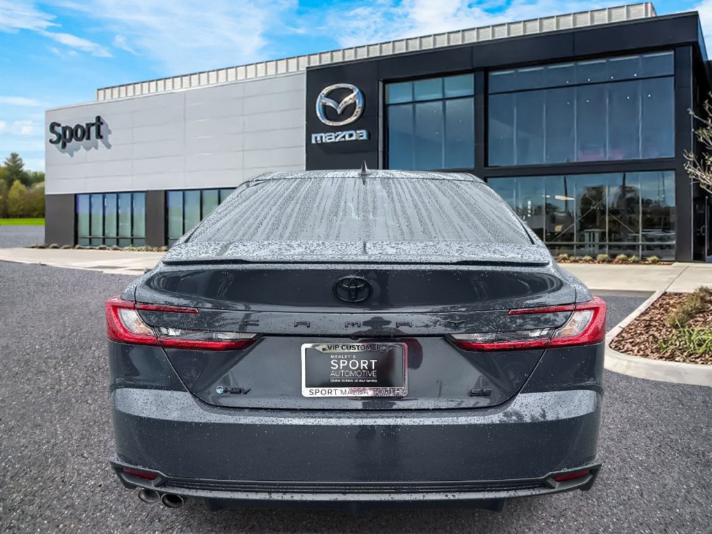 Used 2026 Toyota Camry SE FWD image 5