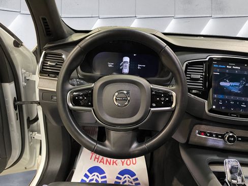 Used 2024 Volvo XC90 T8 Ultimate AWD/4WD image 13