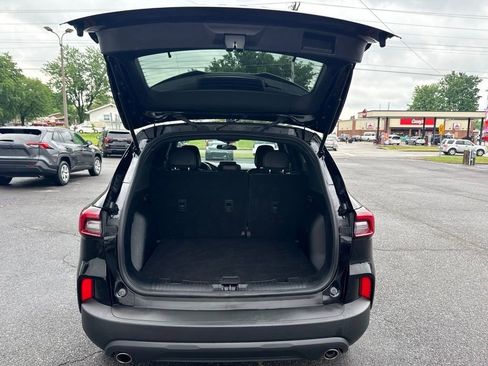 Used 2025 Ford Escape ST-Line AWD/4WD image 8