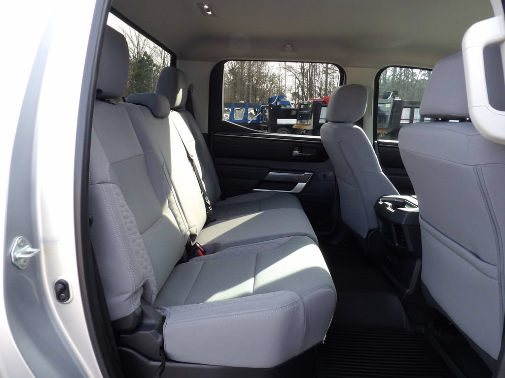 Used 2024 Toyota Tundra SR5 AWD/4WD image 38