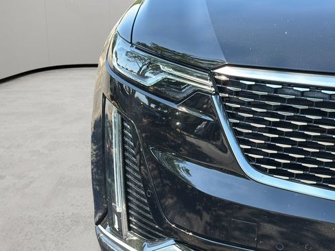 Used 2023 Cadillac XT6 Premium Luxury AWD/4WD image 44