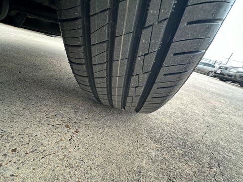 Used 1997 Ford Thunderbird LX RWD image 36